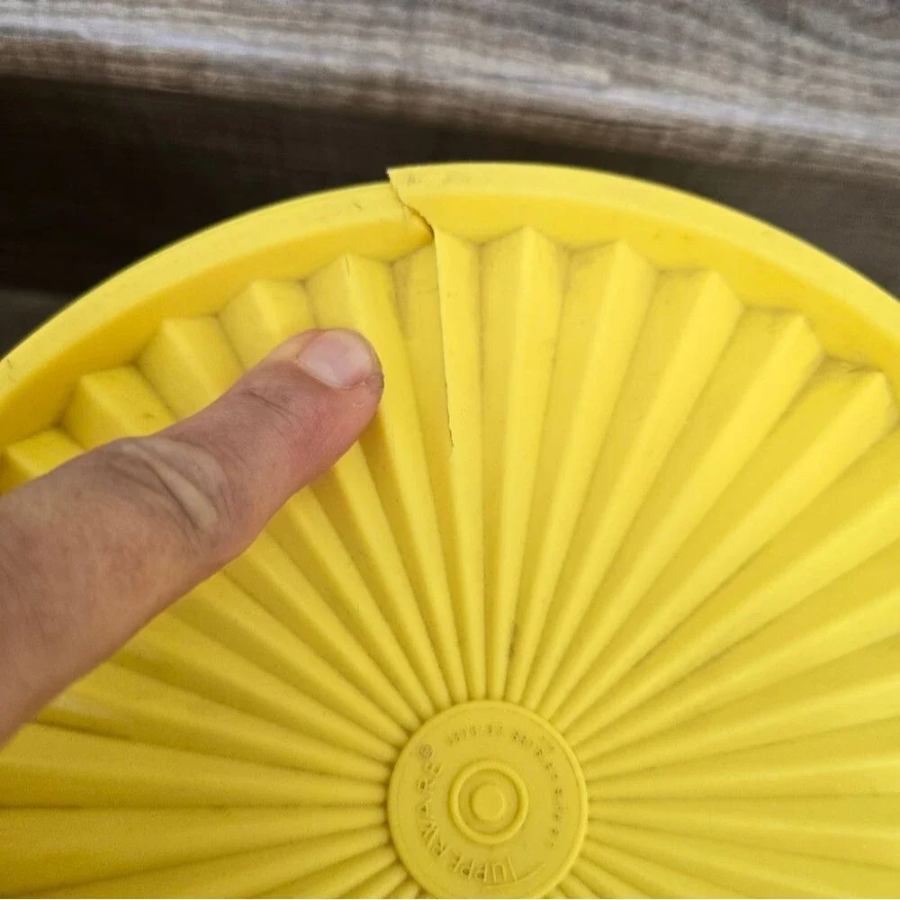 Vintage Tupperware yellow sunburst  canister set of 3.
